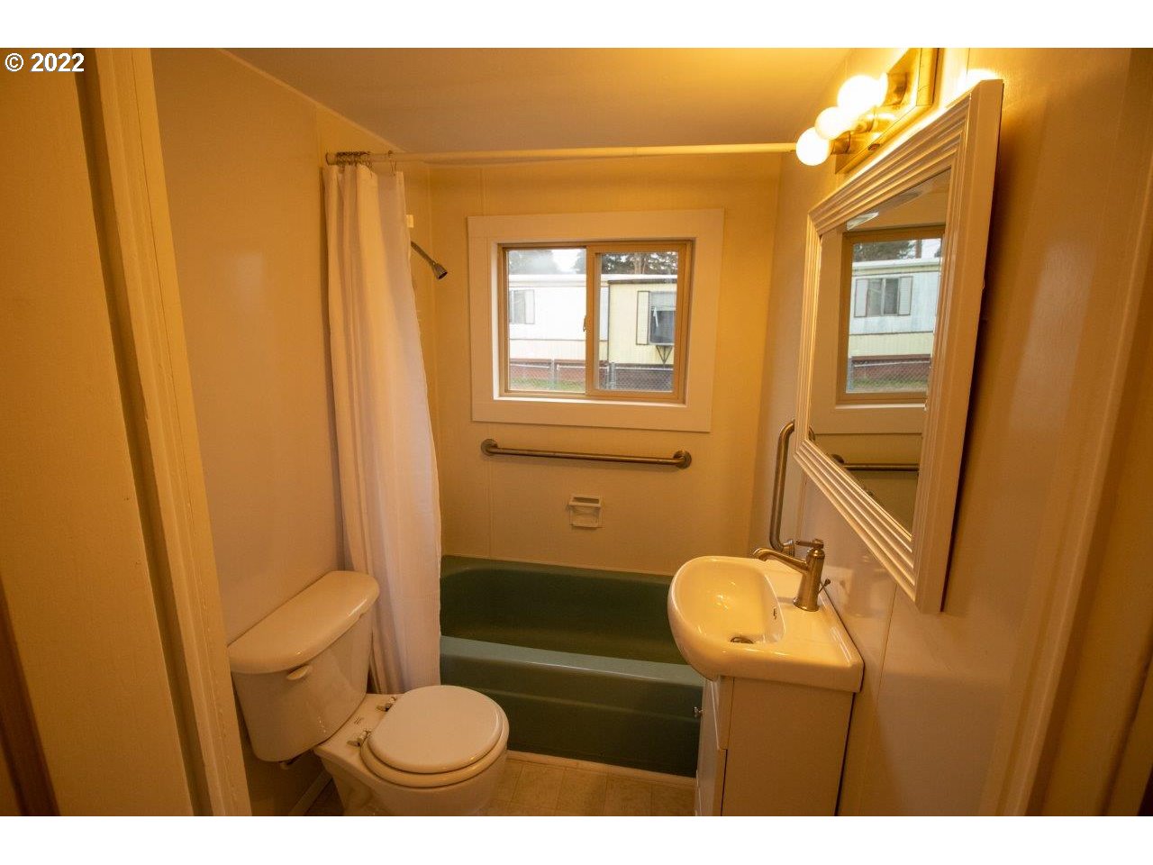3280 Industrial Avenue Springfield, OR 97478 - Photo 16 of 27 Gallery Image 16