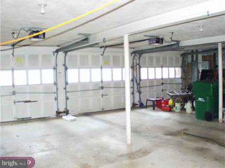 981 Scholl Road Pottstown, PA 19465 - Photo 6 of 6 Gallery Image 6