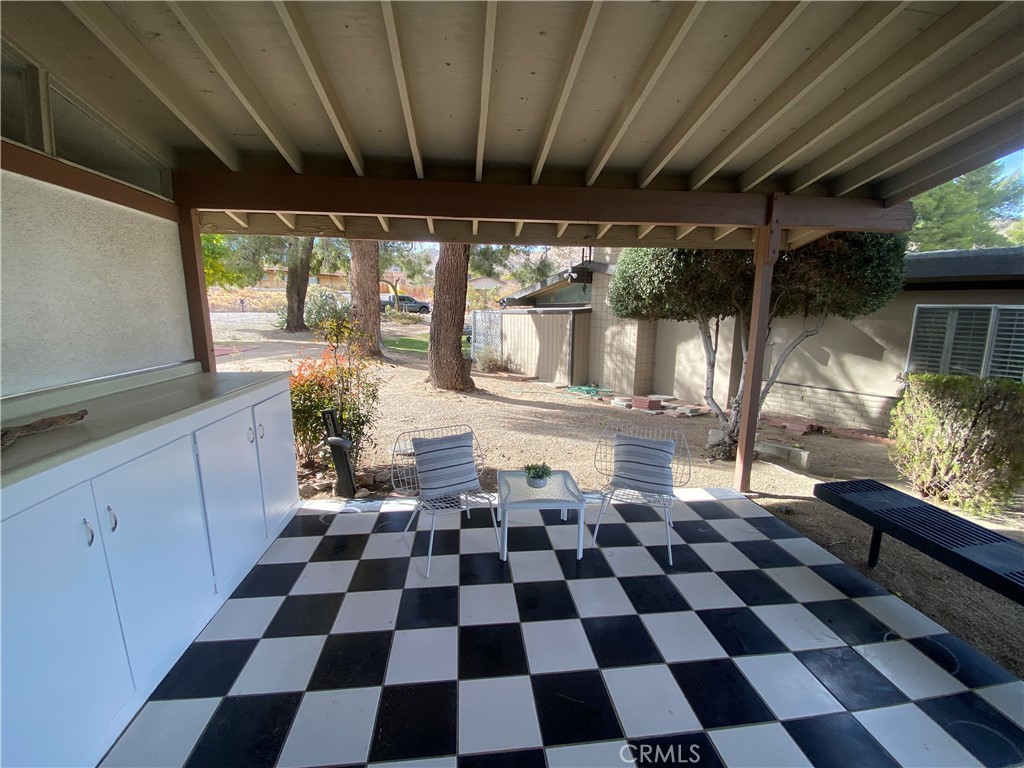 54858 Martinez Trail Yucca Valley, CA 92284 - Photo 30 of 33