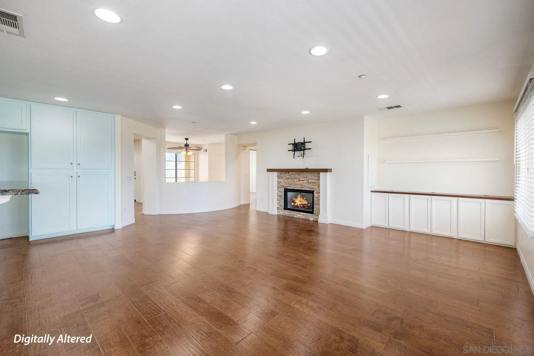 10160 Challenger Circle Spring Valley, CA 91978 - Photo 11 of 41