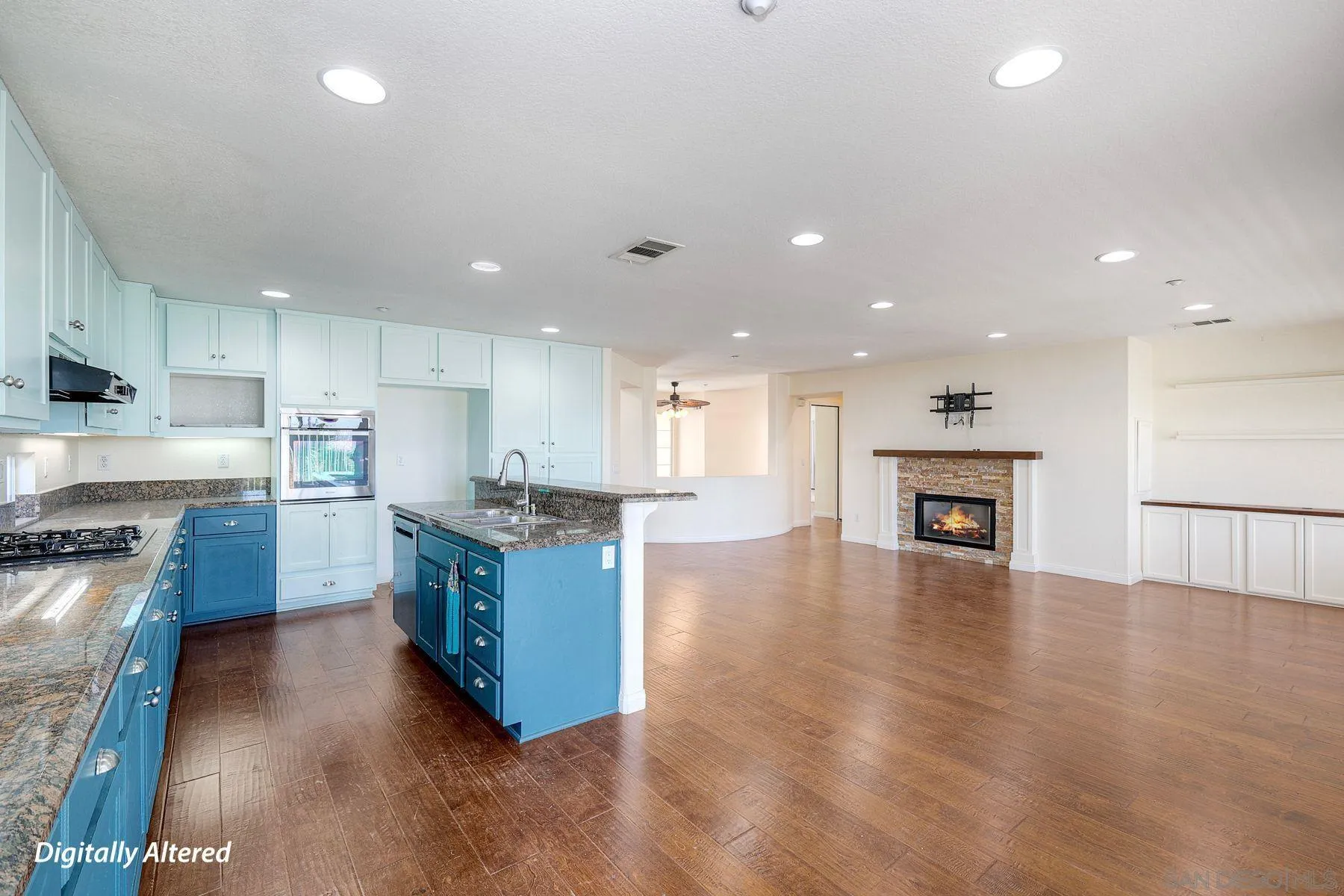10160 Challenger Circle Spring Valley, CA 91978 - Photo 15 of 41