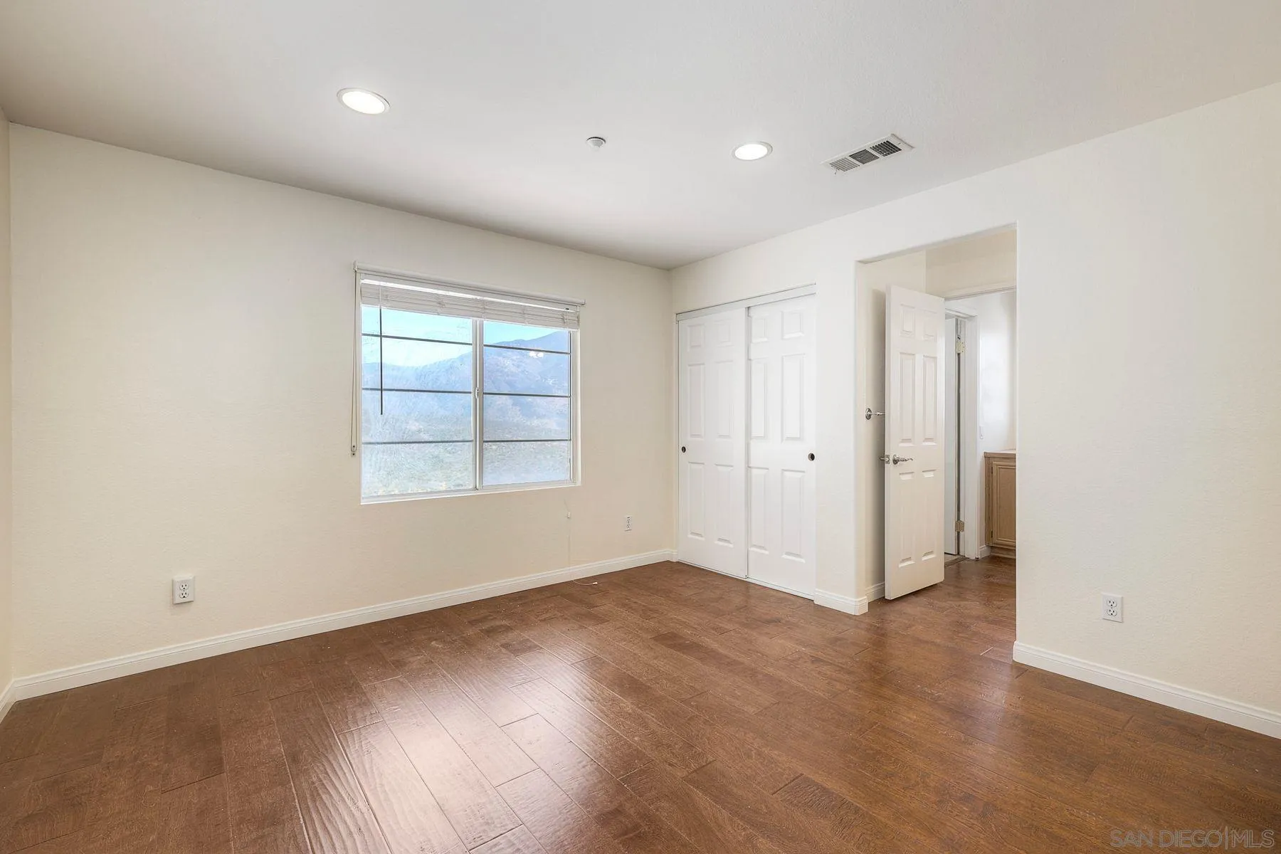 10160 Challenger Circle Spring Valley, CA 91978 - Photo 24 of 41
