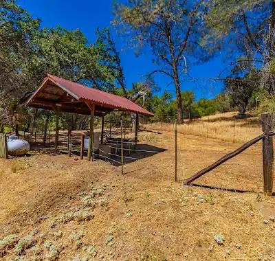 49610 House Ranch Road O'Neals, CA 93645 - Photo 36 of 48 Run in shed