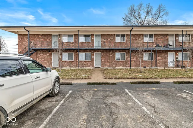 $1,150 | 10291 Medallion Drive, Unit 158, Indianapolis, IN 46231