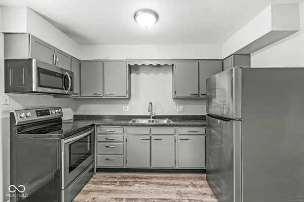 $1,150 | 10291 Medallion Drive, Unit 158, Indianapolis, IN 46231