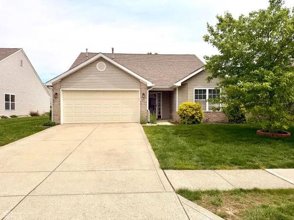 $249,000 | 8140 Burnett Boulevard, Avon, IN 46123