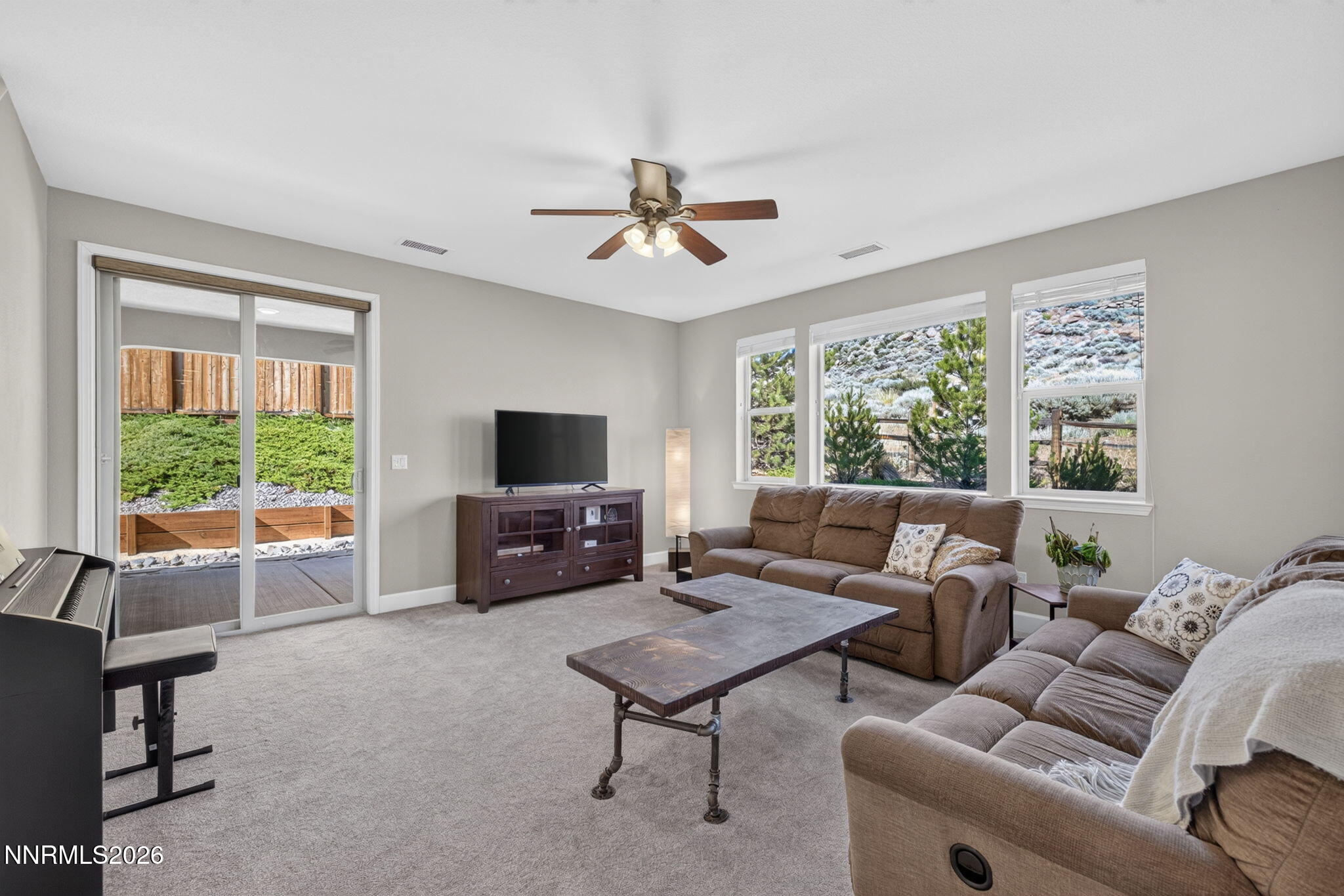 1670 Scott Valley Road Reno, NV 89523 - Photo 11 of 48 20-web-or-mls-IMG_2155
