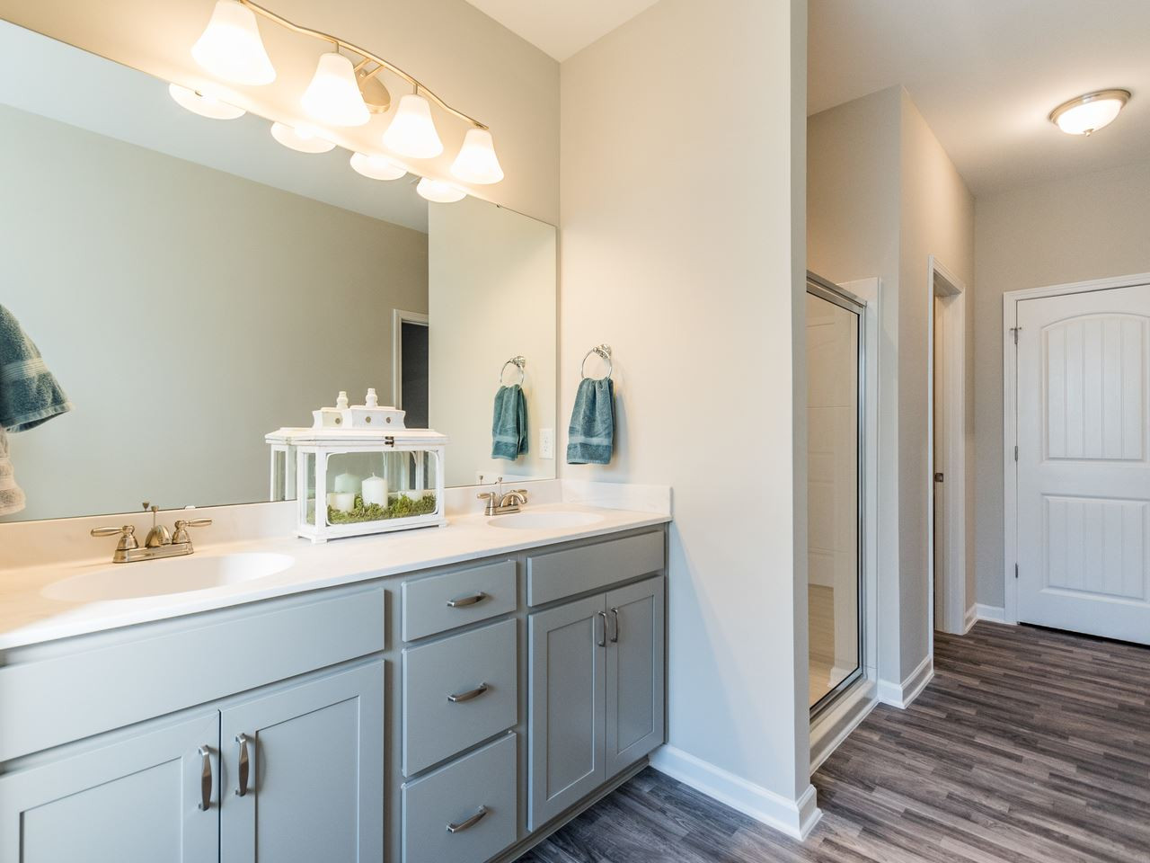 1218-wings Wingstem Place, Unit 8 Raleigh, NC 27607 - Photo 10 of 15 Master Bath