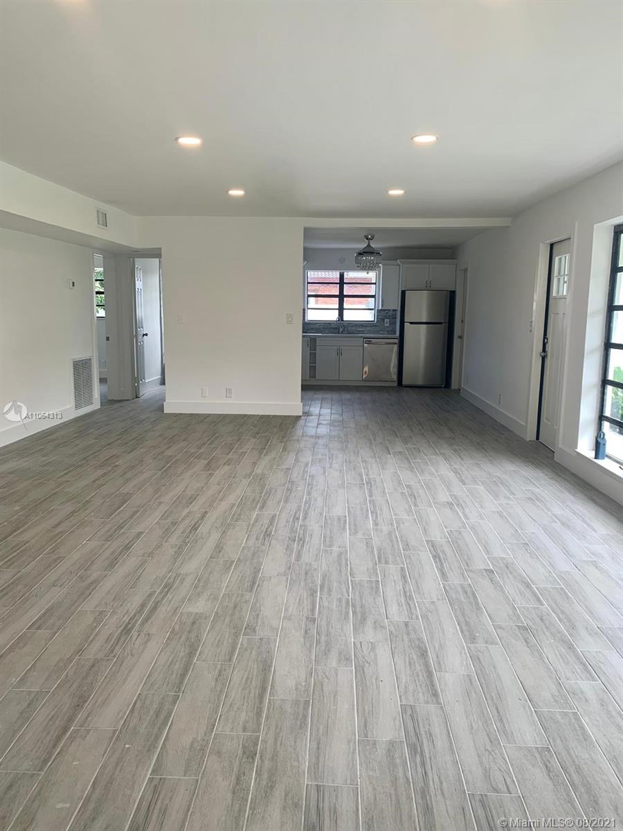3598 Northeast 5th Avenue Boca Raton, FL 33431 - Photo 11 of 26 Gallery Image 11