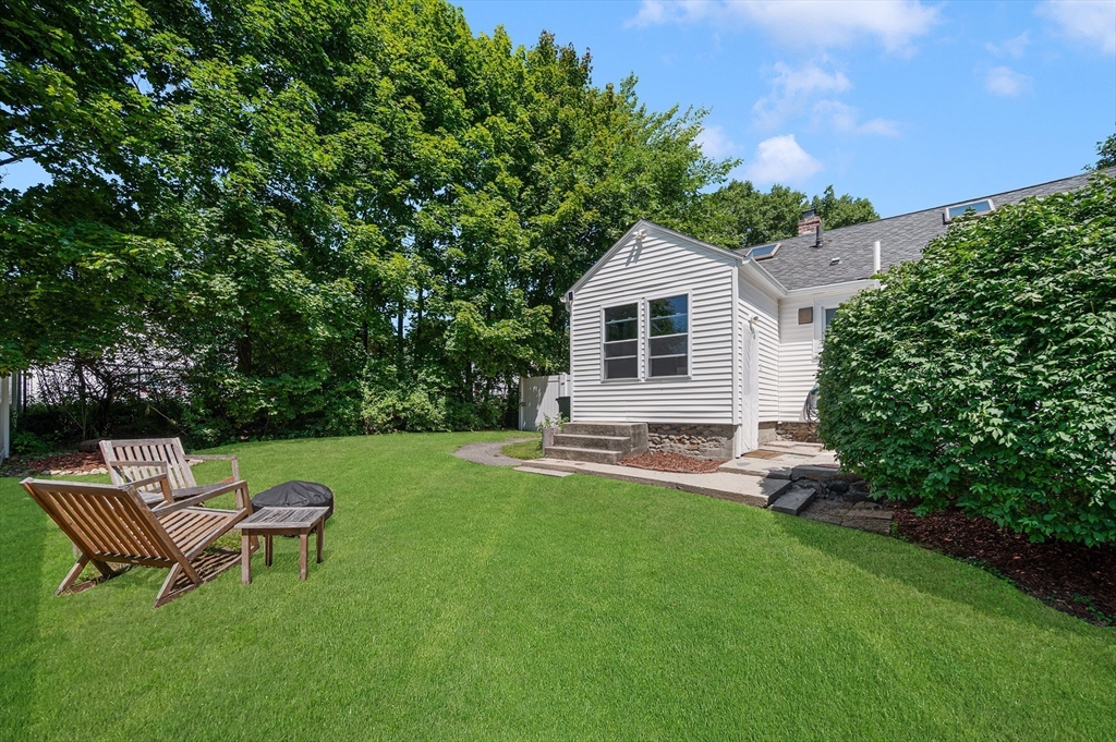 35 Carter Road Worcester, MA 01609 - Photo 19 of 25