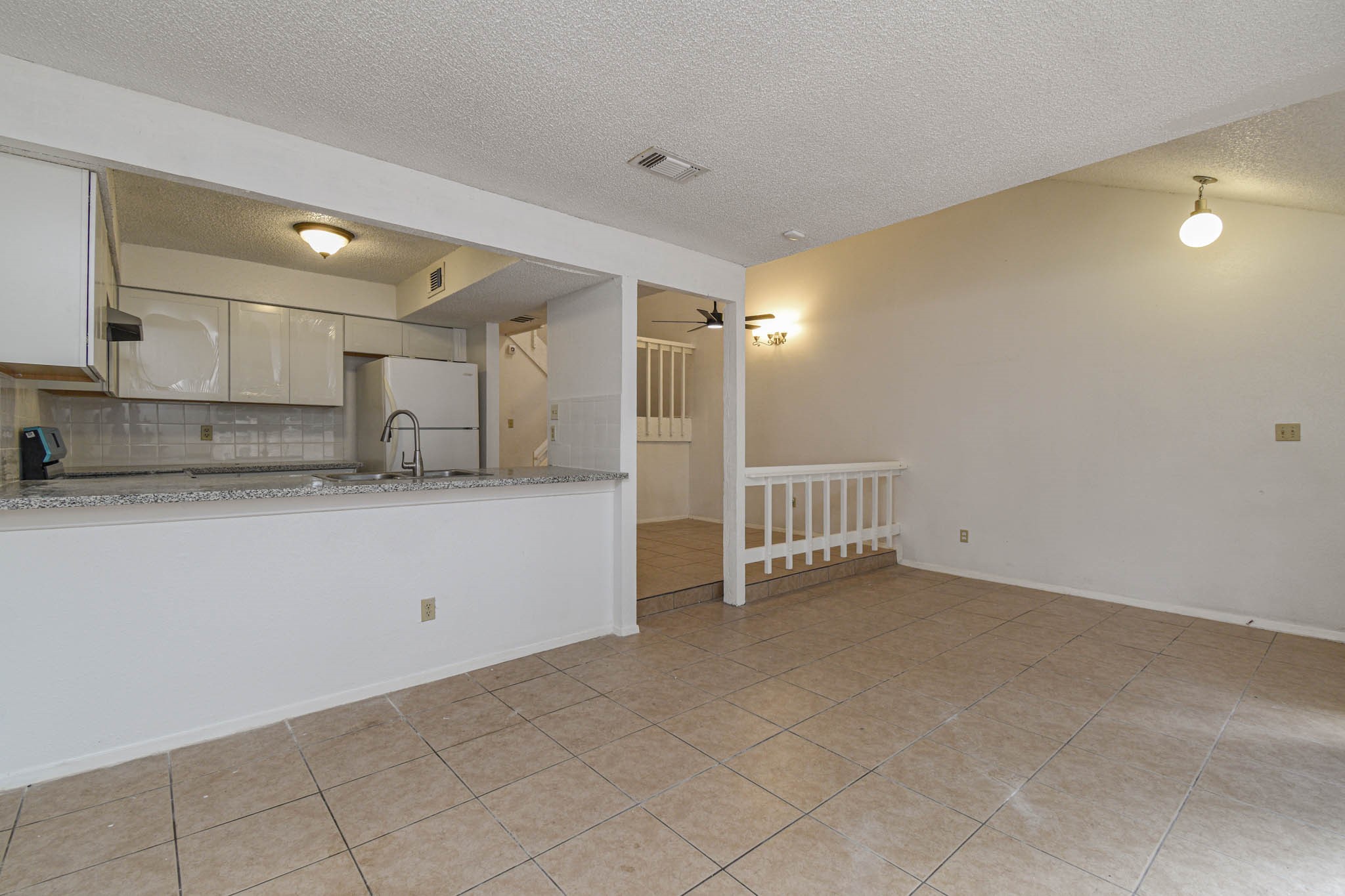 12906 Leader Street, Unit 2906 Houston, TX 77072 - Photo 5 of 22