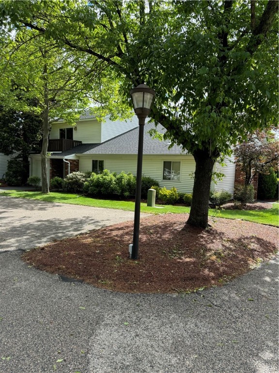 897 Halifax Drive Warwick, RI 02886 - Photo 2 of 29