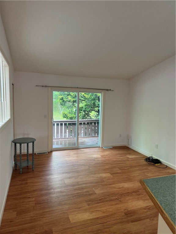 897 Halifax Drive Warwick, RI 02886 - Photo 10 of 29