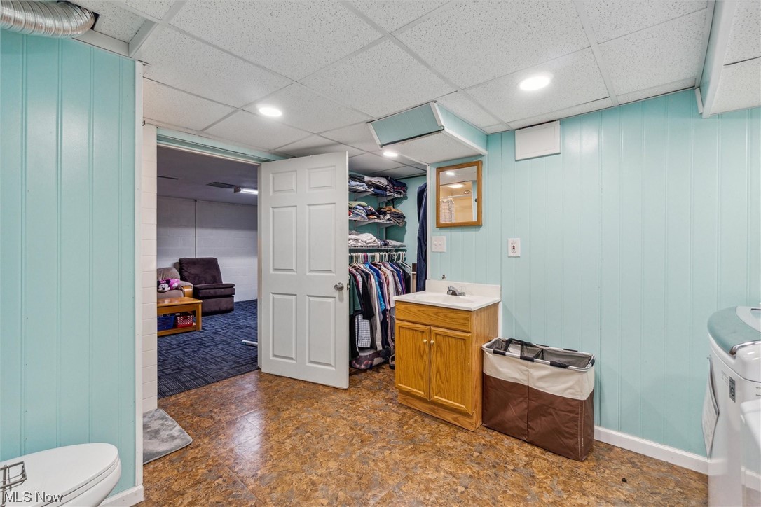 10960 Stoneham Road Cleveland, OH 44130 - Photo 26 of 35 Gallery Image 26