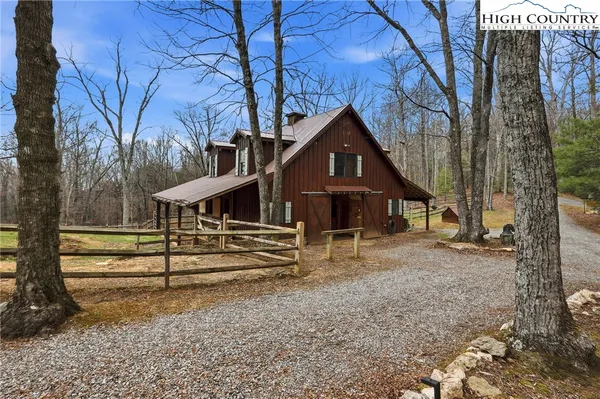 $895,000 | 130 Hawkbill Road, Ferguson, NC 28624