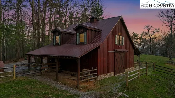 $895,000 | 130 Hawkbill Road, Ferguson, NC 28624