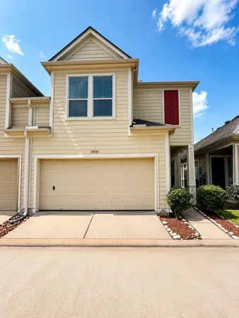 $292,990 | 14930 Tuttle Point Drive, Houston, TX 77082