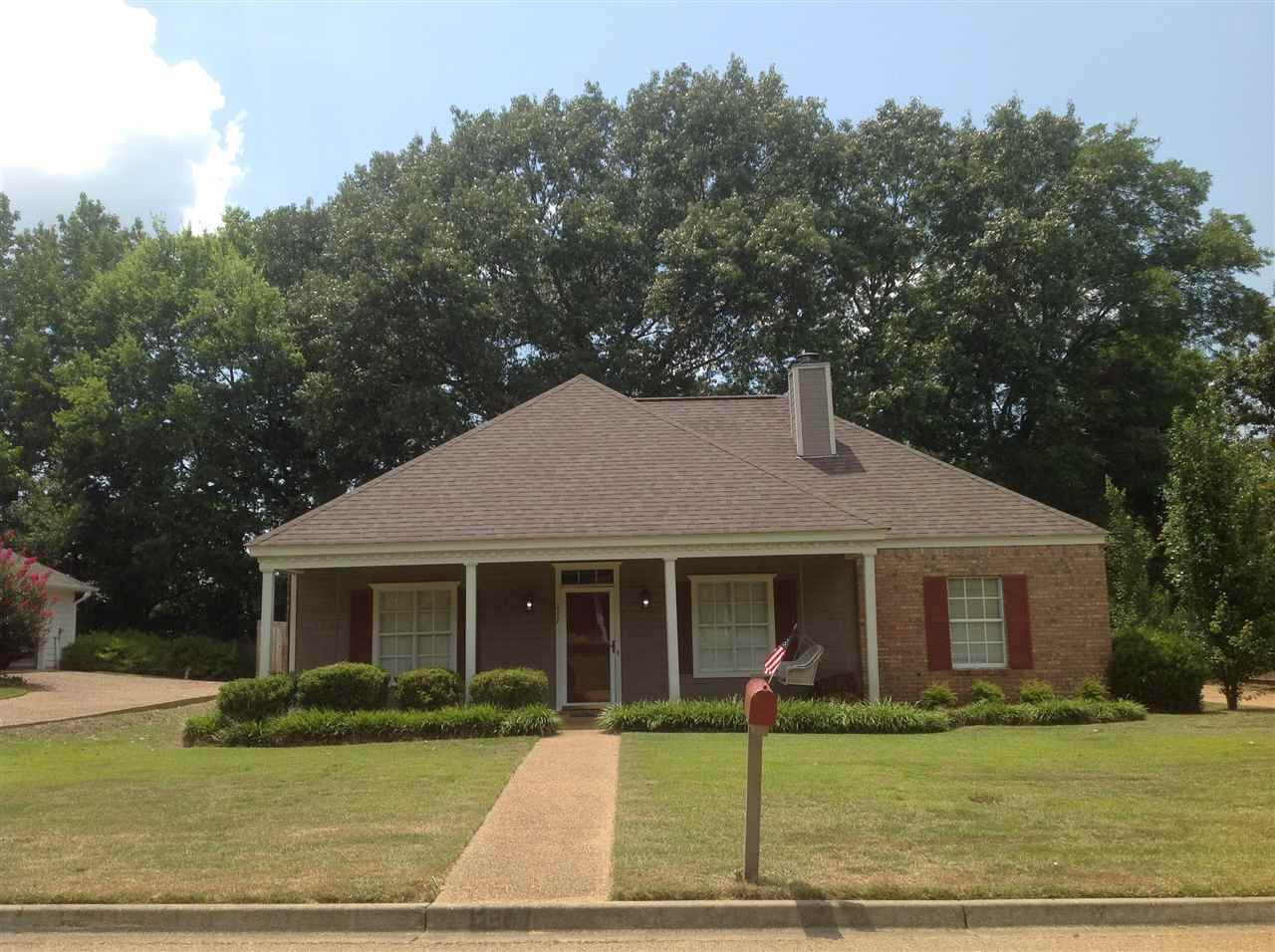 117 Sunnycrest Drive Ridgeland, MS 39157 - Photo 1 of 15 Photo 1