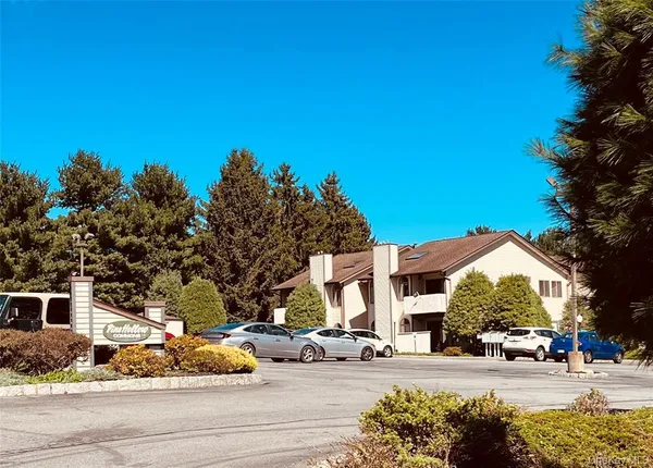 $1,750 | 105 Pine Hollow Way, Chester, NY 10918