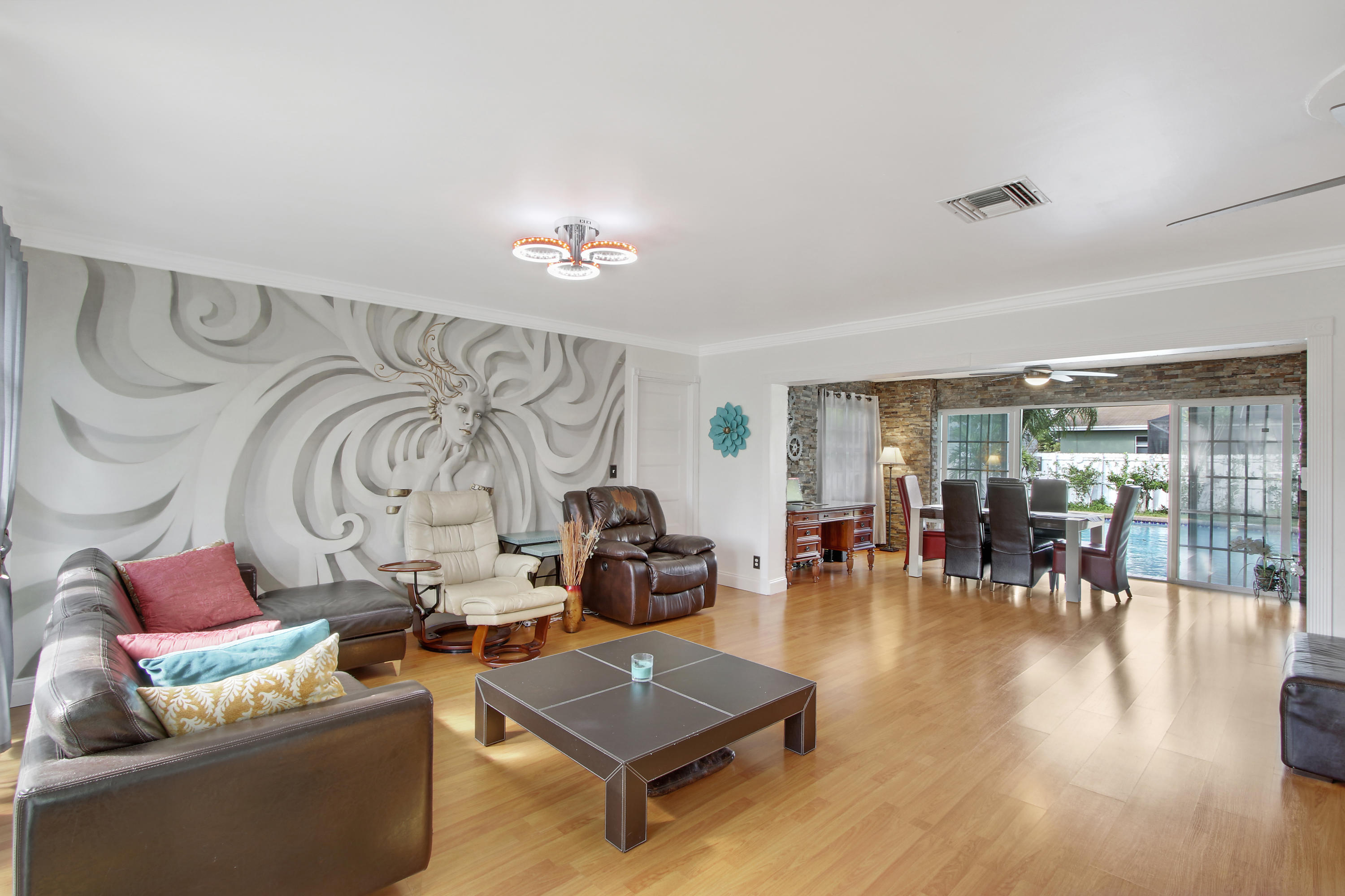 647 Southwest 17th Court Boca Raton, FL 33486 - Photo 4 of 46 IMG_8824