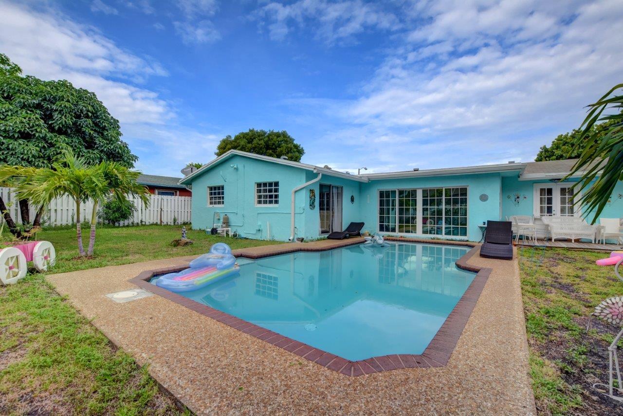 647 Southwest 17th Court Boca Raton, FL 33486 - Photo 44 of 46 NA 647 SW 17th Ct-27