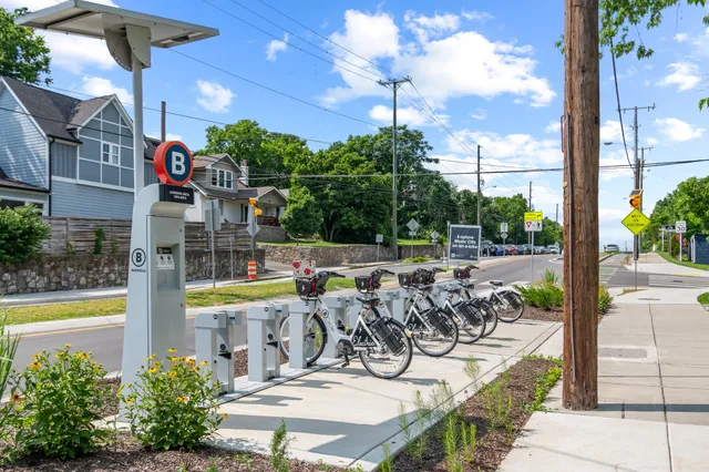 $1,425,000 | 2213 B 11th Avenue South, Nashville, TN 37204