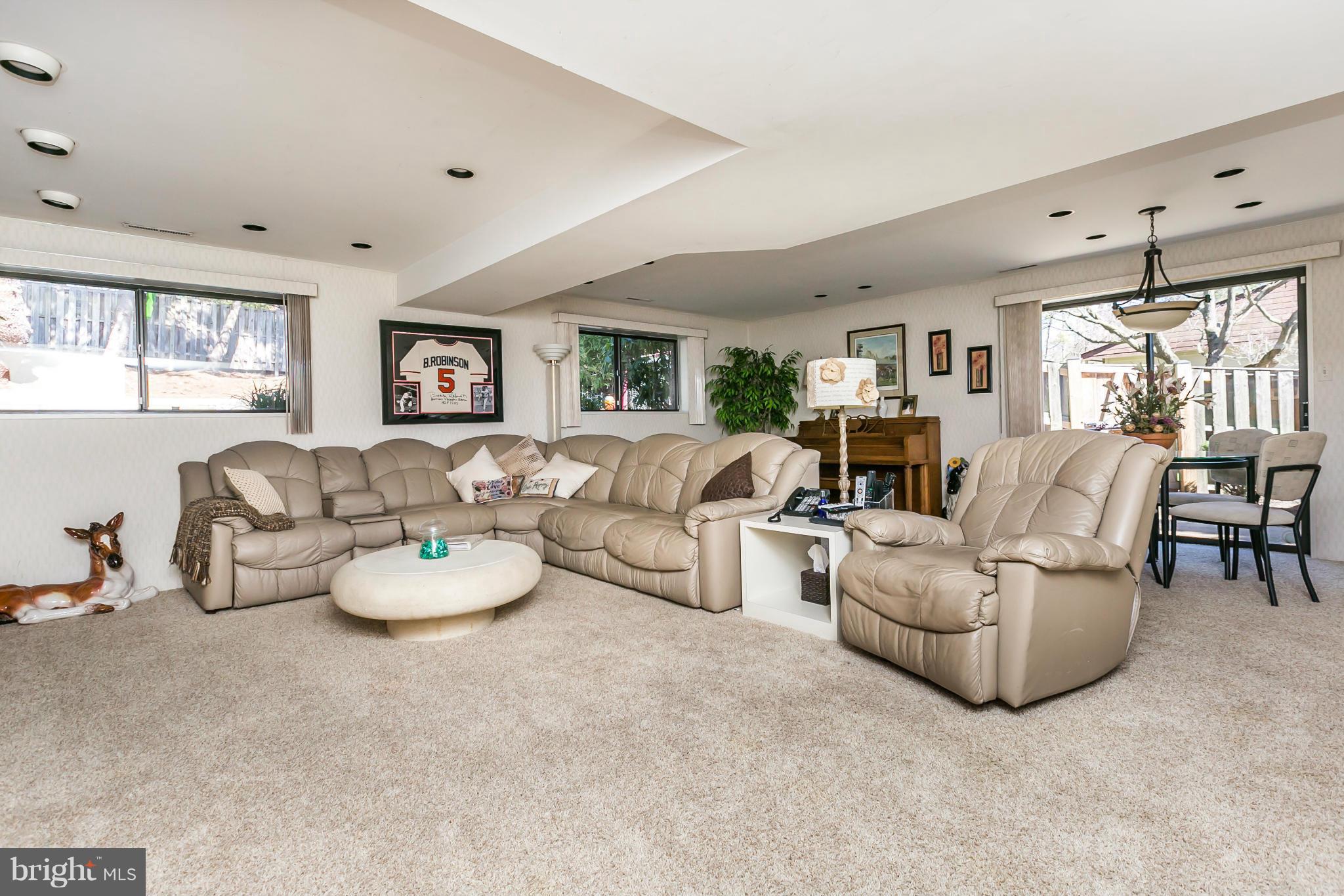 2108 Sugarcone Road Baltimore, MD 21209 - Photo 22 of 30 Family Room