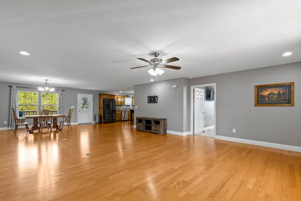 $315,000 | 155 Dogwood Lane, Unit 5R, Spring City, TN 37381