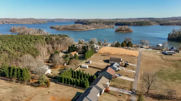 $315,000 | 155 Dogwood Lane, Unit 5R, Spring City, TN 37381