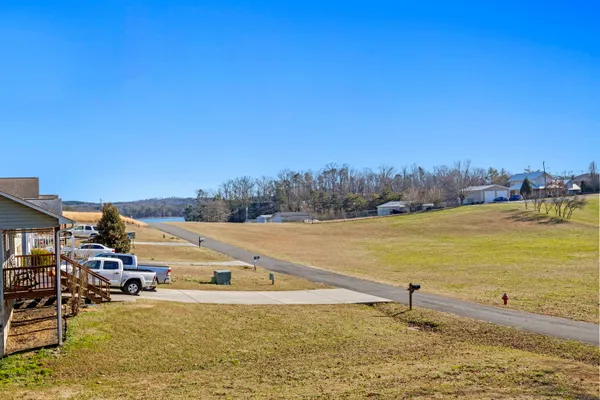 $315,000 | 155 Dogwood Lane, Unit 5R, Spring City, TN 37381