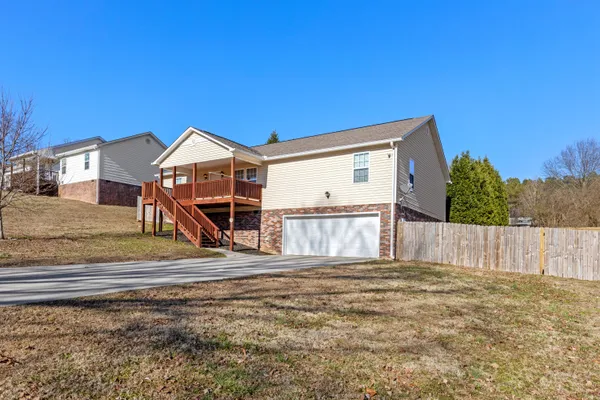 $315,000 | 155 Dogwood Lane, Unit 5R, Spring City, TN 37381