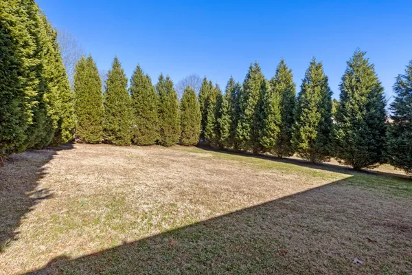 $315,000 | 155 Dogwood Lane, Unit 5R, Spring City, TN 37381