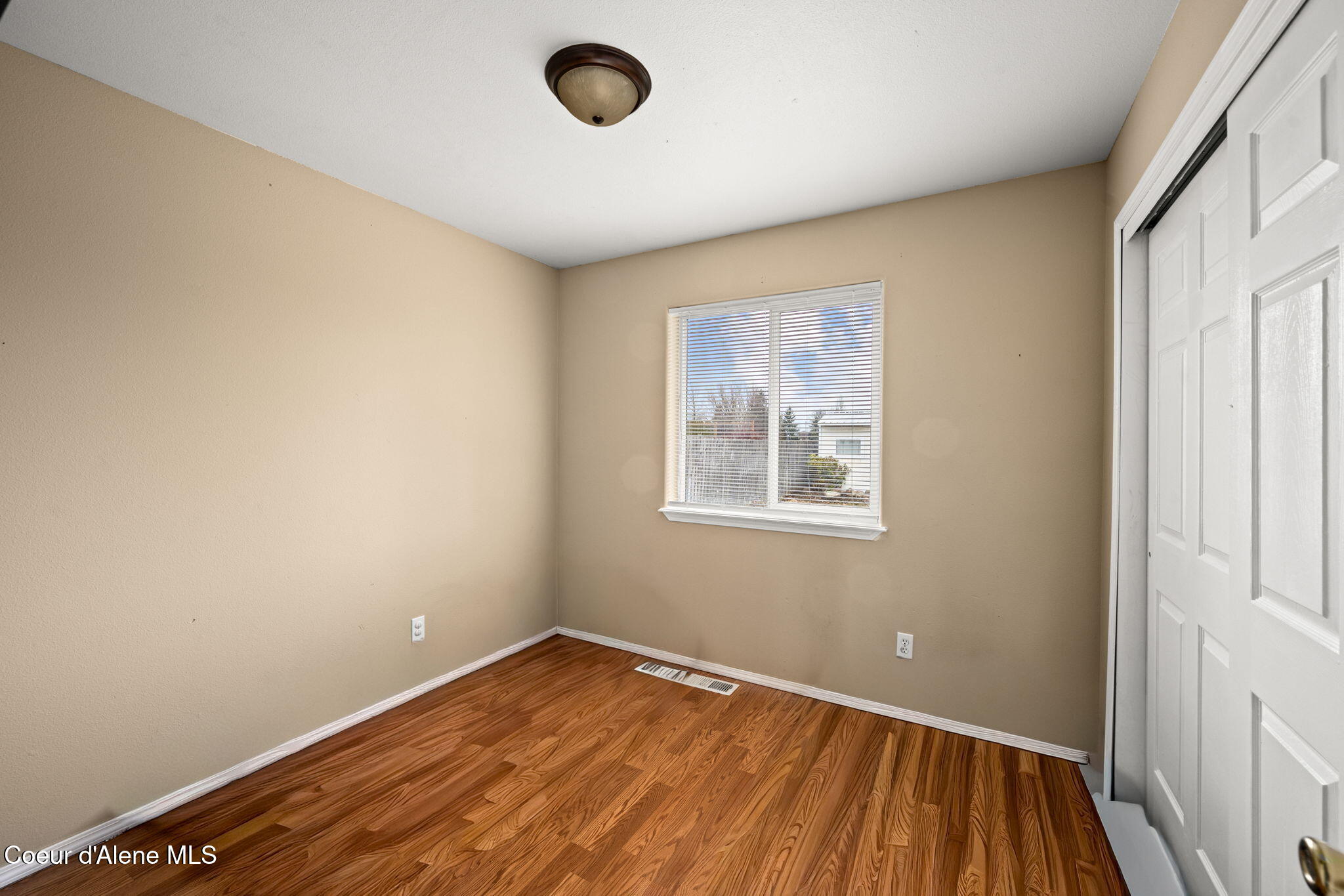 11546 North Stinson Loop Hayden, ID 83835 - Photo 17 of 29 Master bedroom