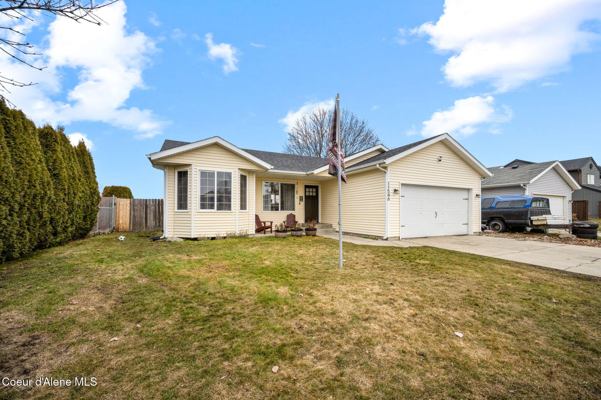 11546 North Stinson Loop Hayden, ID 83835 - Photo 2 of 29 Front