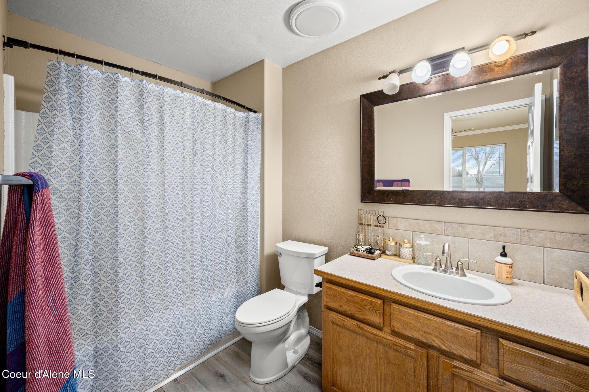11546 North Stinson Loop Hayden, ID 83835 - Photo 23 of 29 Bathroom 2