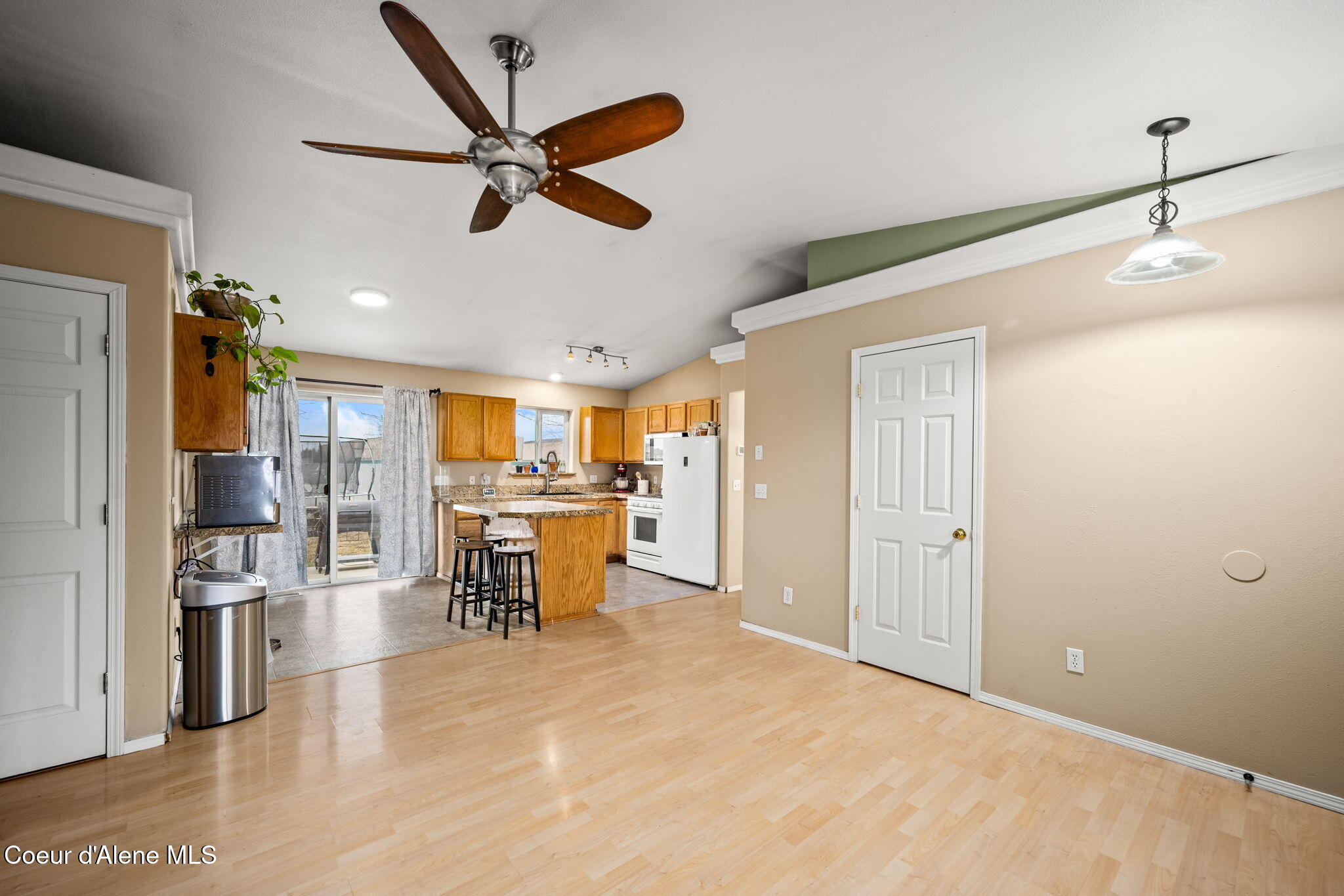 11546 North Stinson Loop Hayden, ID 83835 - Photo 9 of 29 View into kitchen