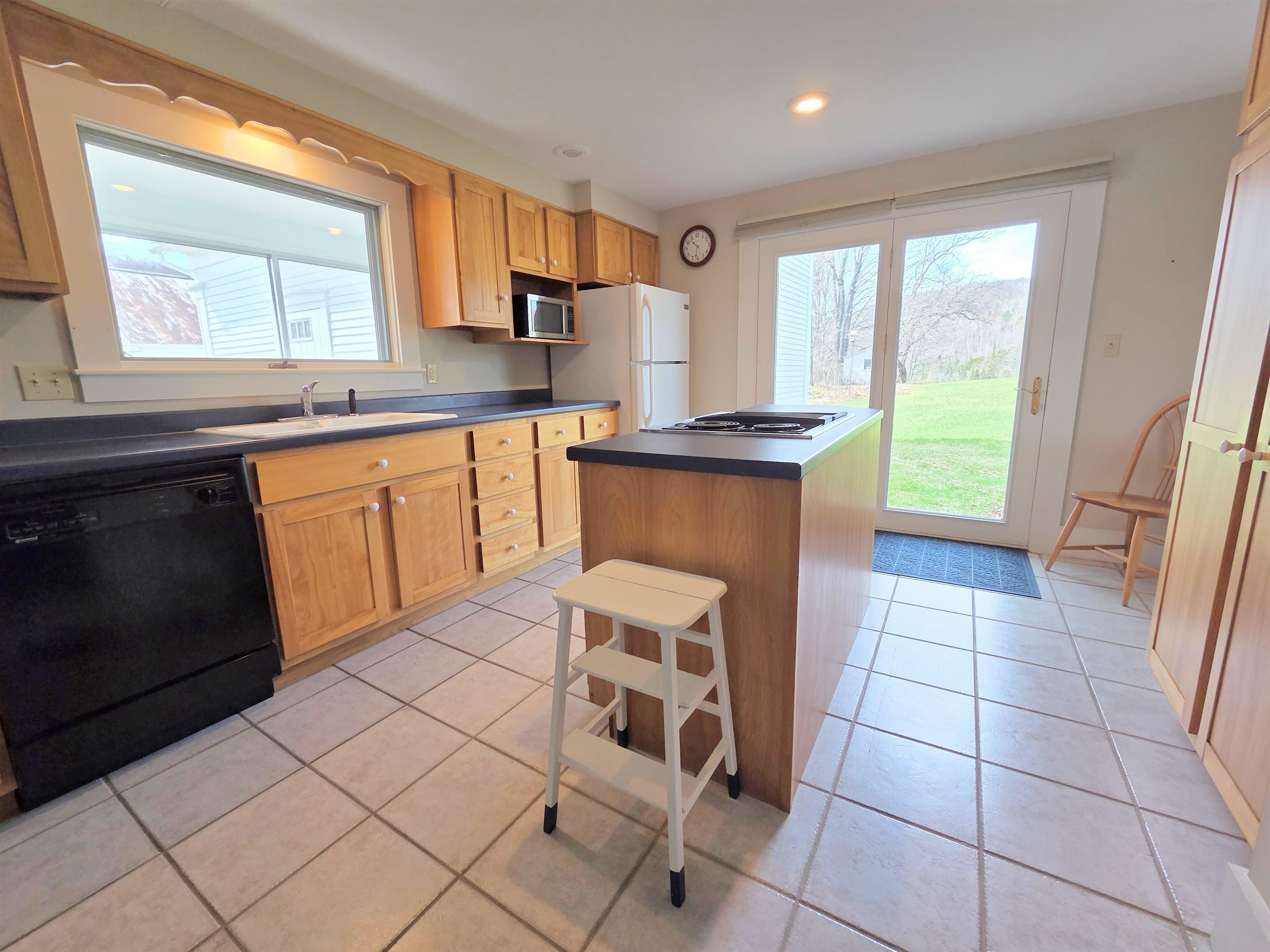 717 Remick Road Waterford, VT 05819 - Photo 5 of 60 Gallery Image 5