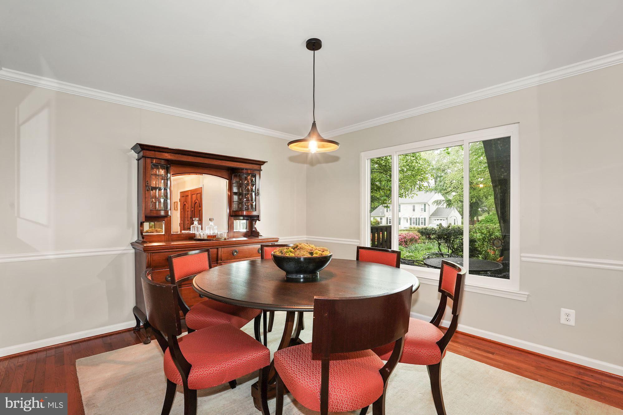 10805 Hunt Club Road Reston, VA 20190 - Photo 17 of 41 Separate dining room