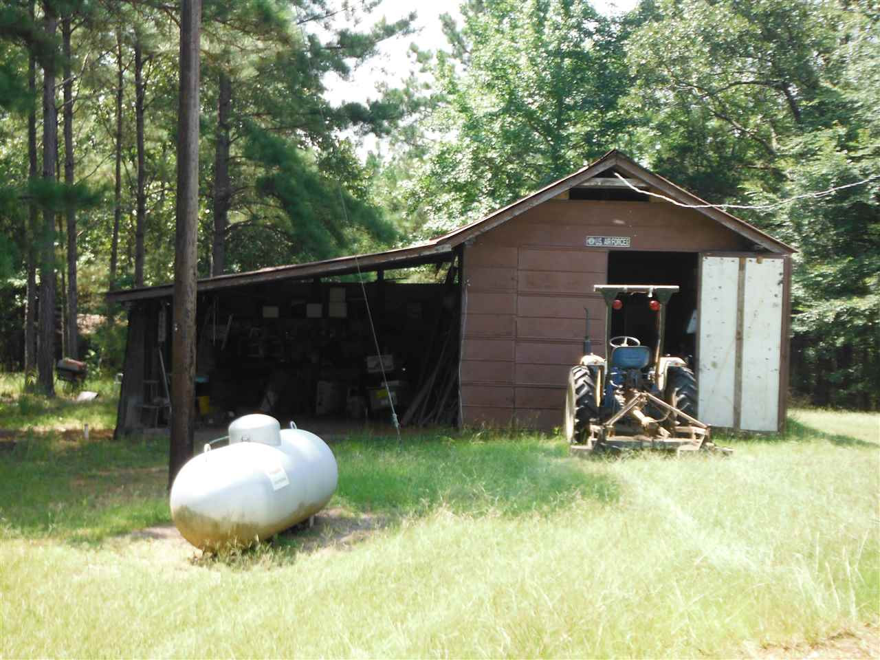 460 Thompson Road Carthage, MS 39051 - Photo 3 of 20 Photo 3