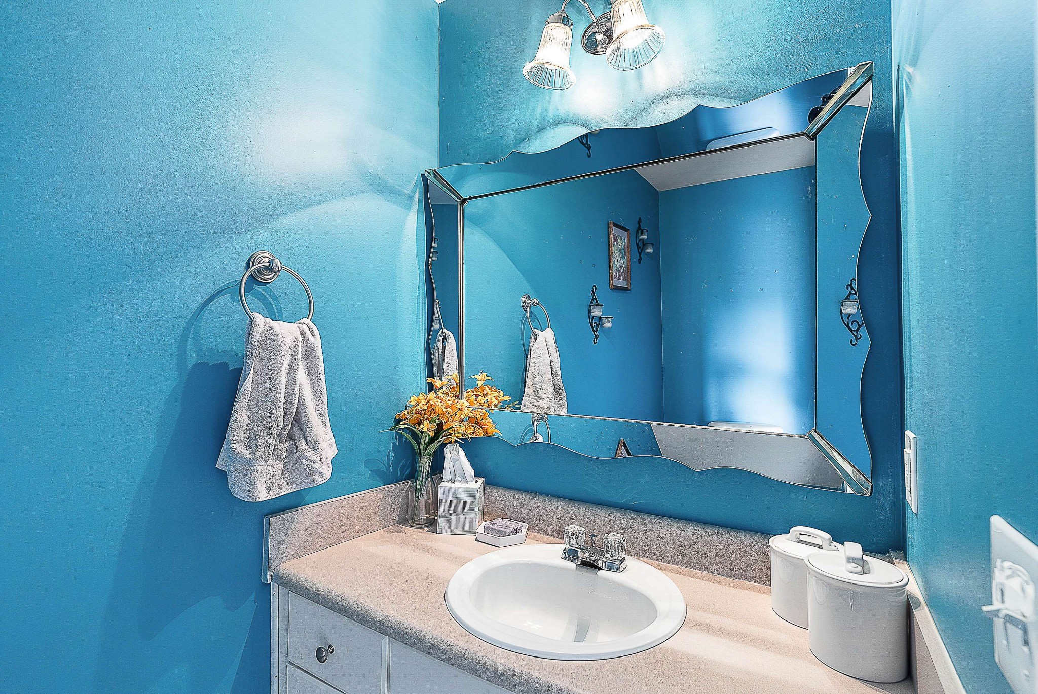 7211 Rye Court Fairview, TN 37062 - Photo 12 of 34 a bathroom with a sink and a mirror
