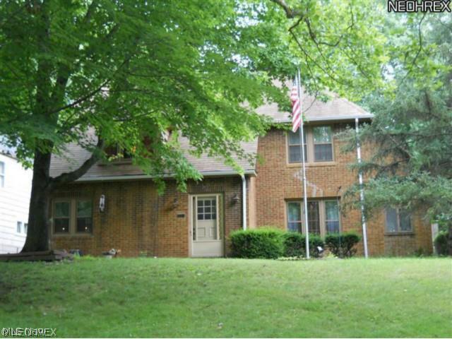 3037 Kiwatha Road Youngstown, OH 44511 - Photo 1 of 20