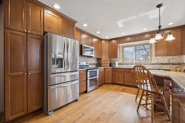 $445,000 | 13793 89th Place North, Maple Grove, MN 55369