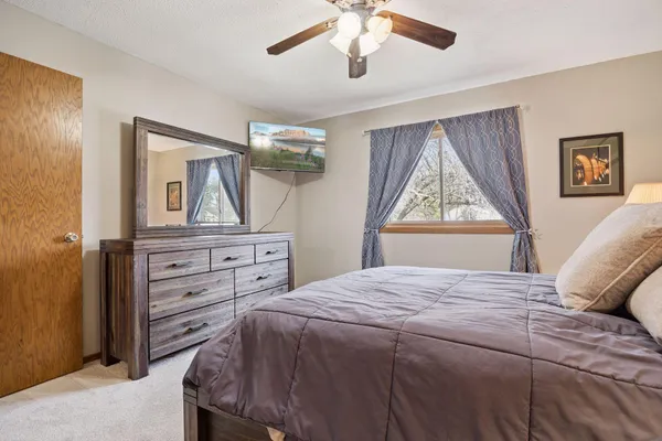 $445,000 | 13793 89th Place North, Maple Grove, MN 55369