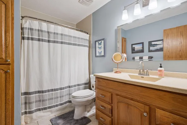 $445,000 | 13793 89th Place North, Maple Grove, MN 55369