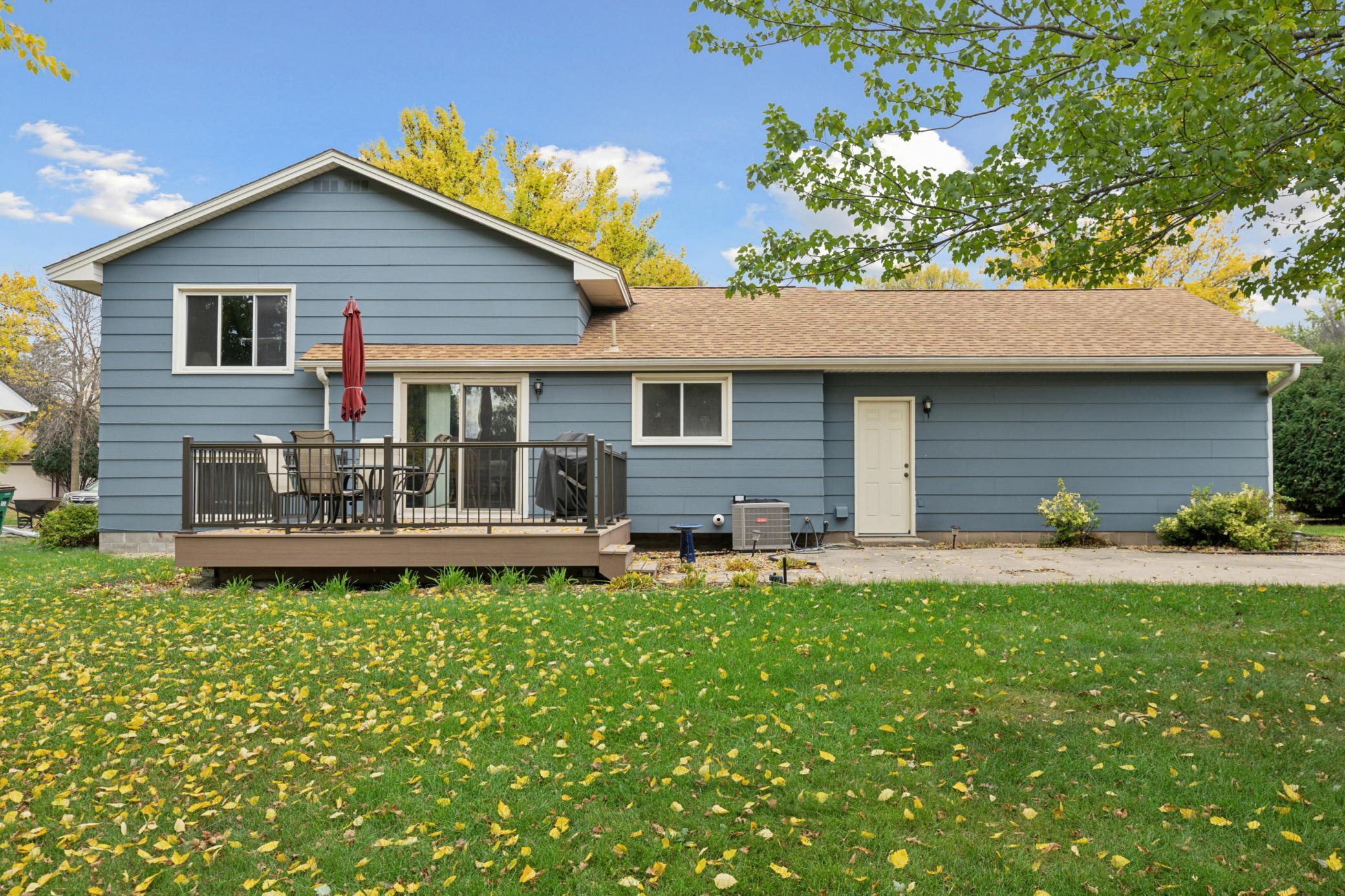 13793 89th Place North Maple Grove, MN 55369 - Photo 4 of 76