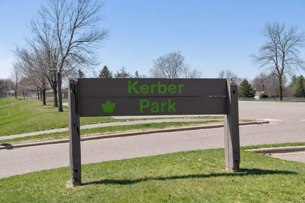 $445,000 | 13793 89th Place North, Maple Grove, MN 55369