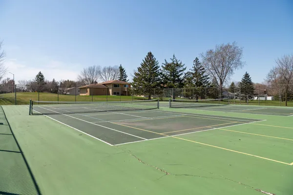 $445,000 | 13793 89th Place North, Maple Grove, MN 55369