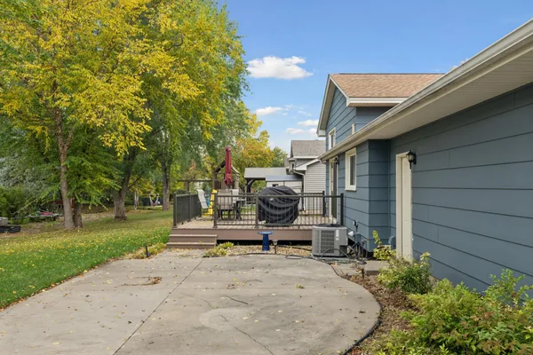 $445,000 | 13793 89th Place North, Maple Grove, MN 55369