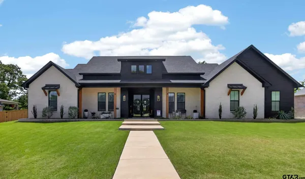 $695,000 | 139 White N Gail Lane, Bullard, TX 75757