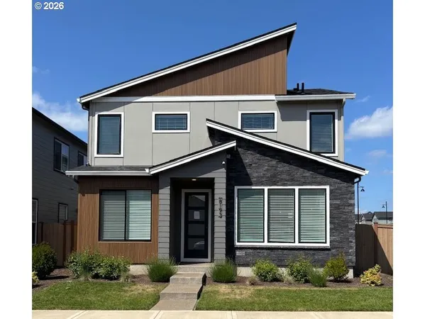 $704,960 | 8193 Southeast Quincy Street, Hillsboro, OR 97123